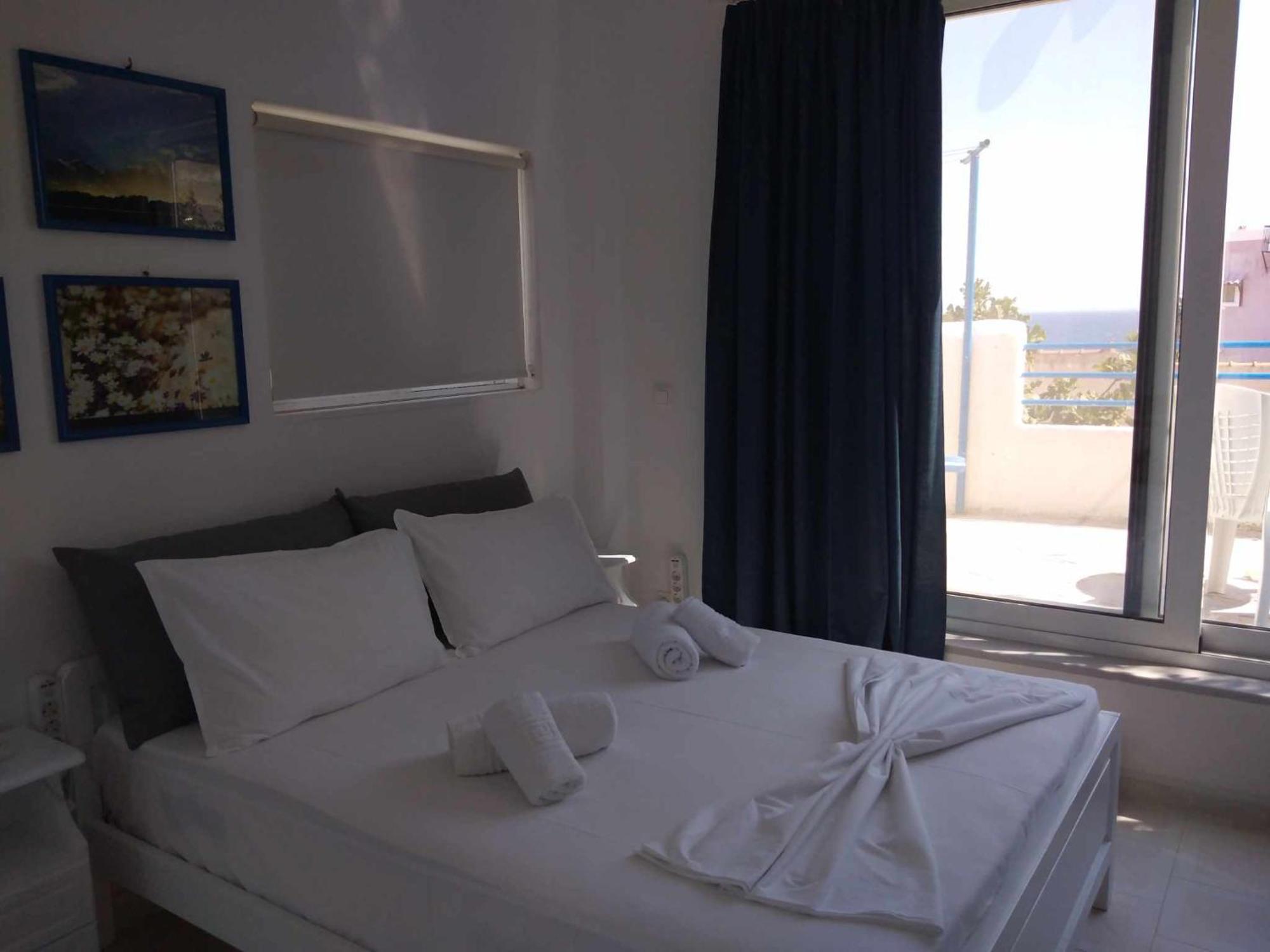 Vagia  Blue Dolphin Studios And Apartment מראה חיצוני תמונה