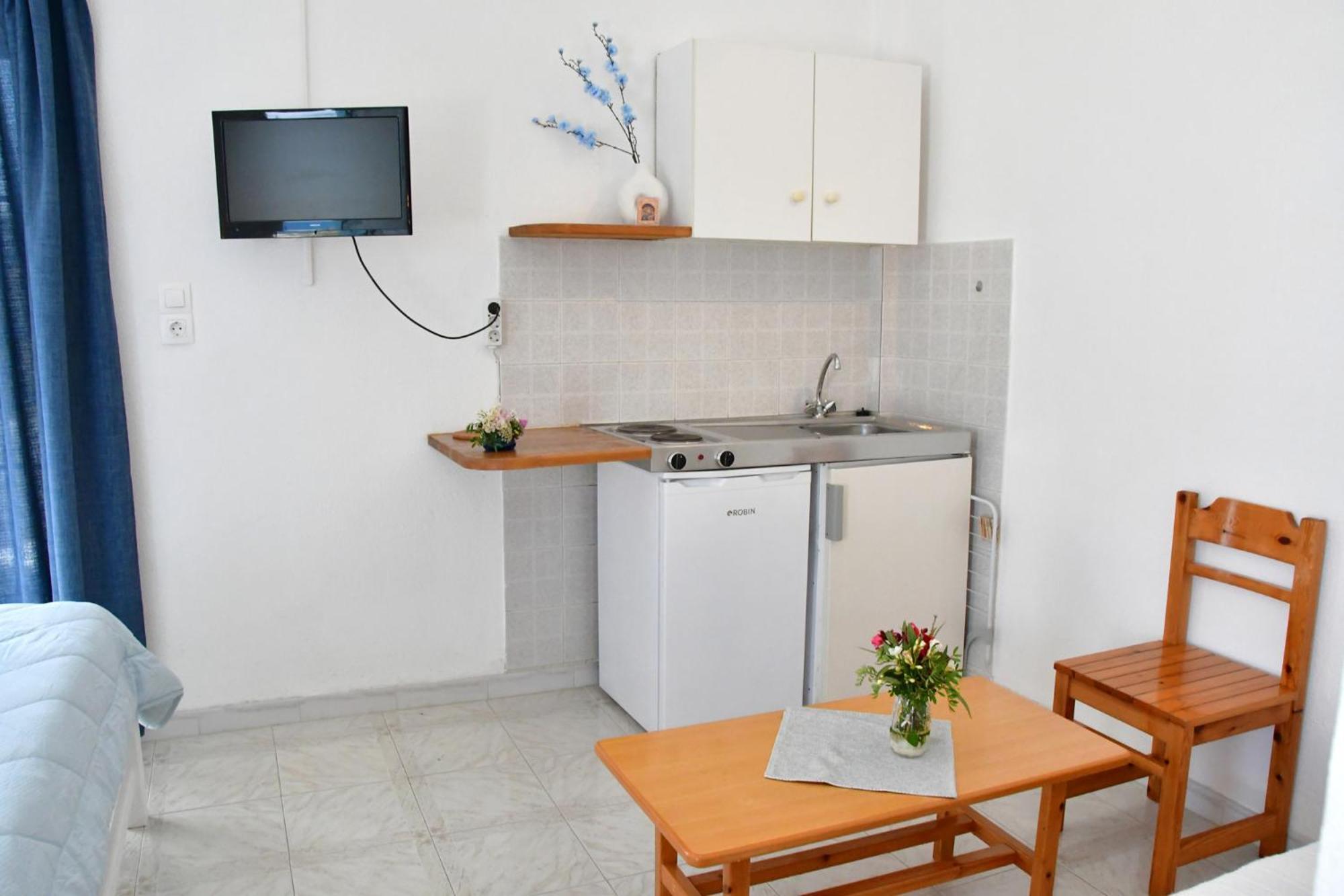 Vagia  Blue Dolphin Studios And Apartment מראה חיצוני תמונה