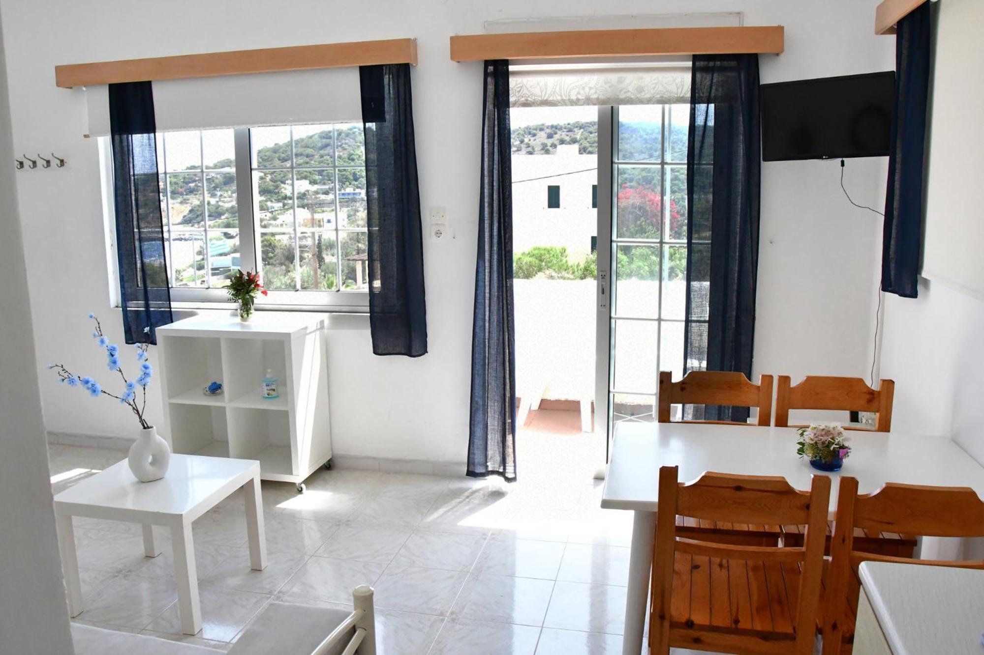 Vagia  Blue Dolphin Studios And Apartment מראה חיצוני תמונה