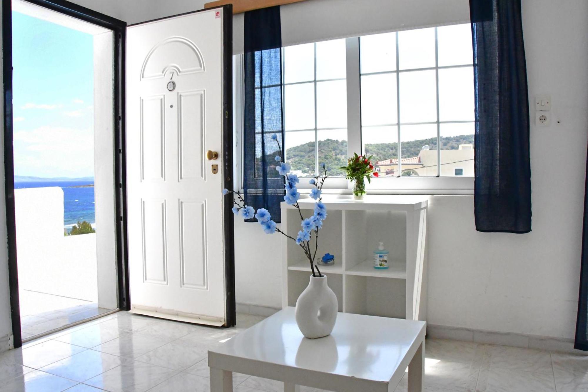 Vagia  Blue Dolphin Studios And Apartment מראה חיצוני תמונה